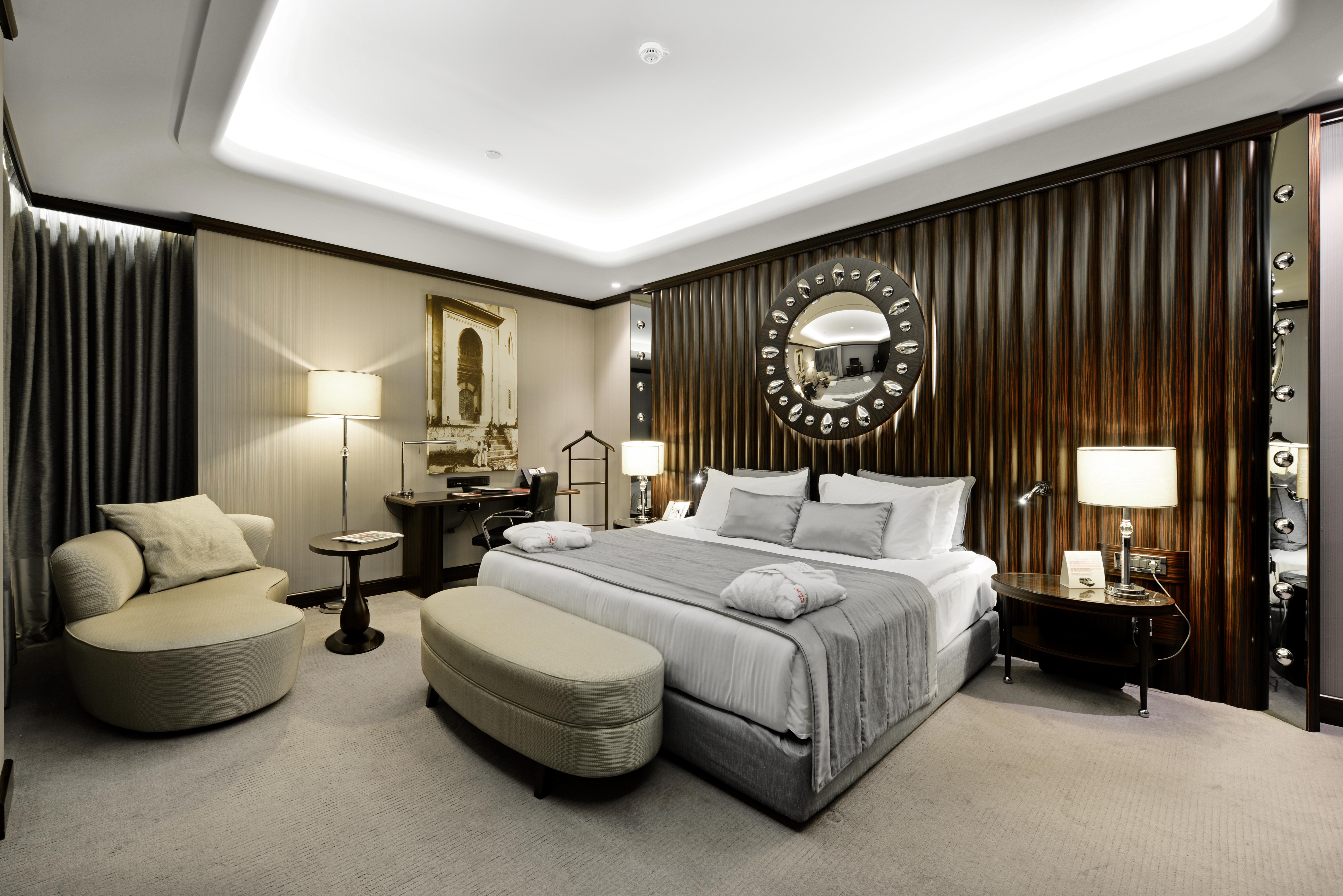 คราวน์ พลาซา บูร์ซา คอนเวนชั่น เซ็นเตอร์ แอนด์ เทอร์มัล สปา Hotel ภายนอก รูปภาพ A bedroom at the hotel