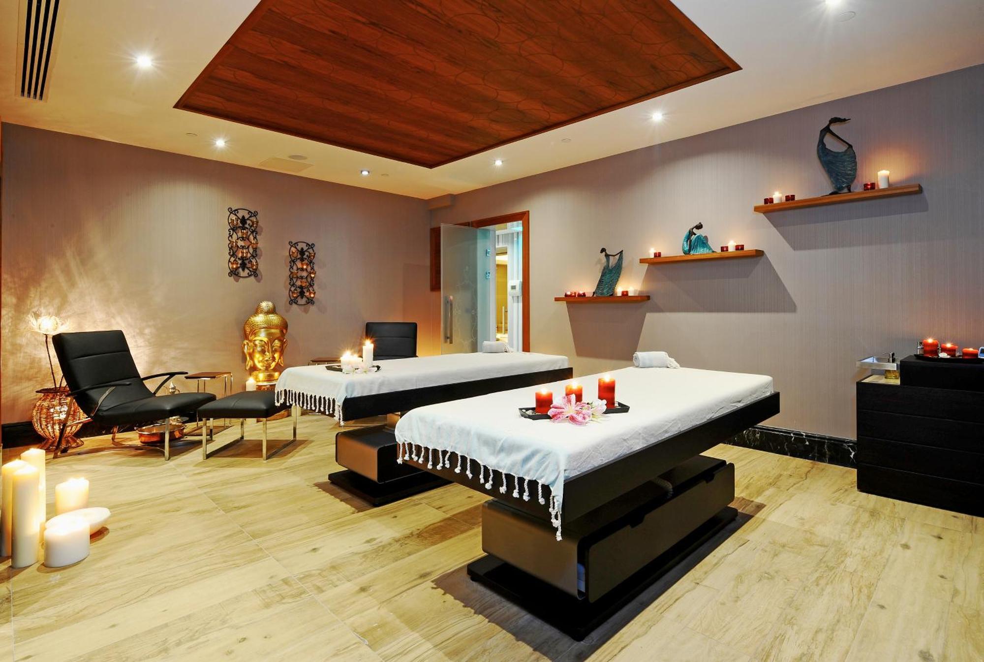 คราวน์ พลาซา บูร์ซา คอนเวนชั่น เซ็นเตอร์ แอนด์ เทอร์มัล สปา Hotel ภายนอก รูปภาพ Spa treatment room